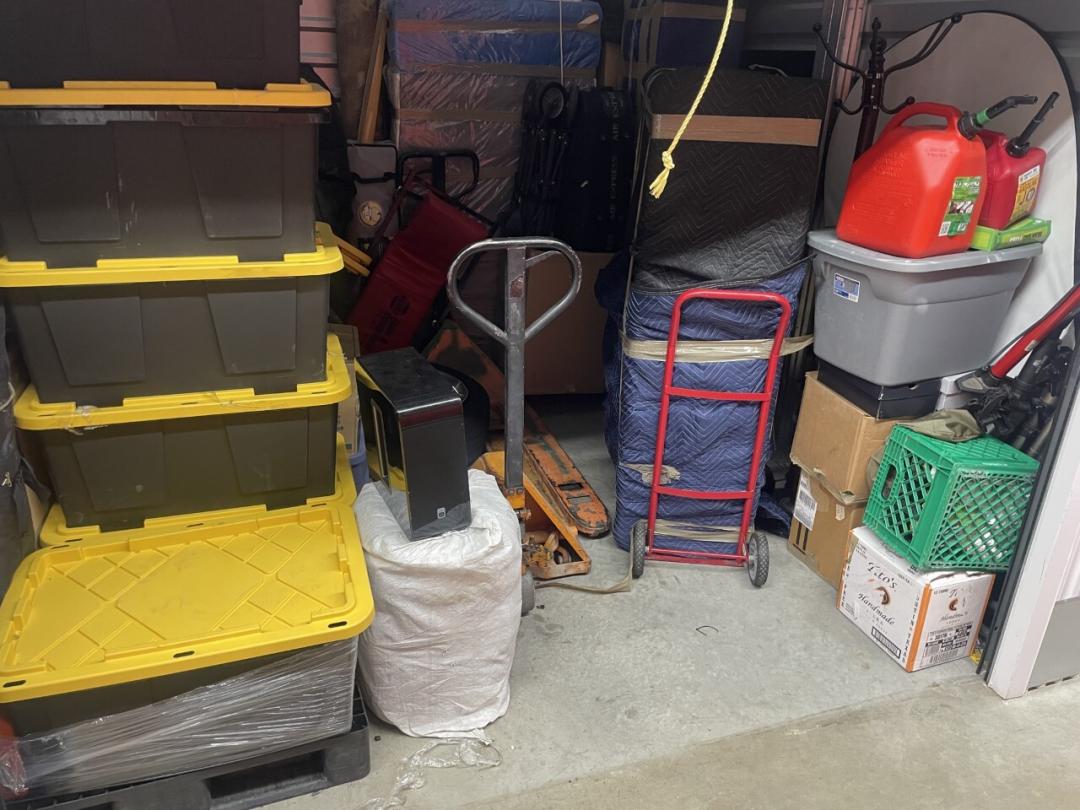 Storage Unit Auction in Newark, NJ at UHaul Moving & Storage of North